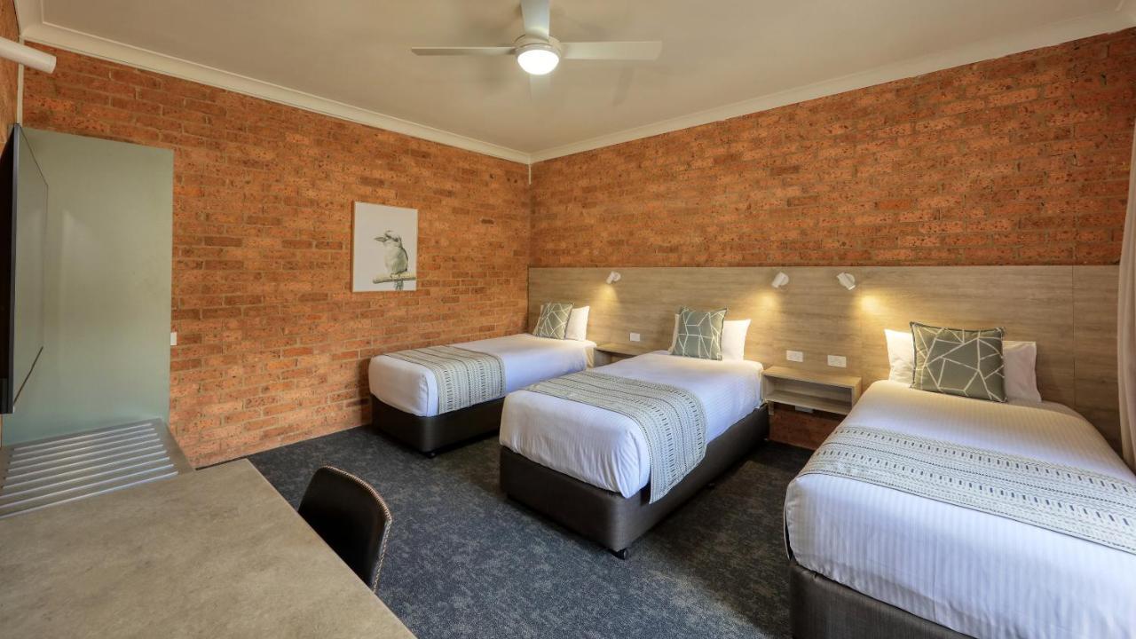 Hamilton Henry Parkes Motor Inn Exterior foto